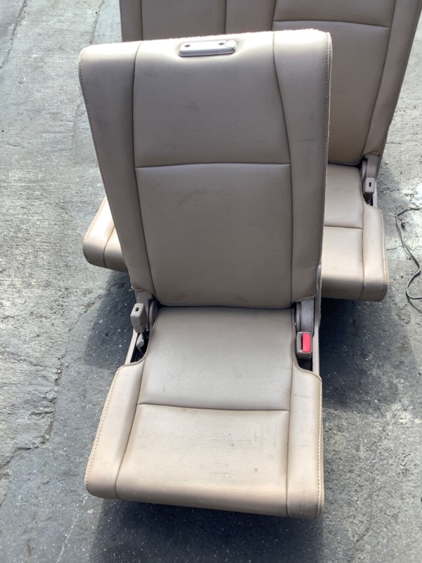 06-08 Honda Pilot Back (3rd row) Seat Driver Left Saddle Leather OEM