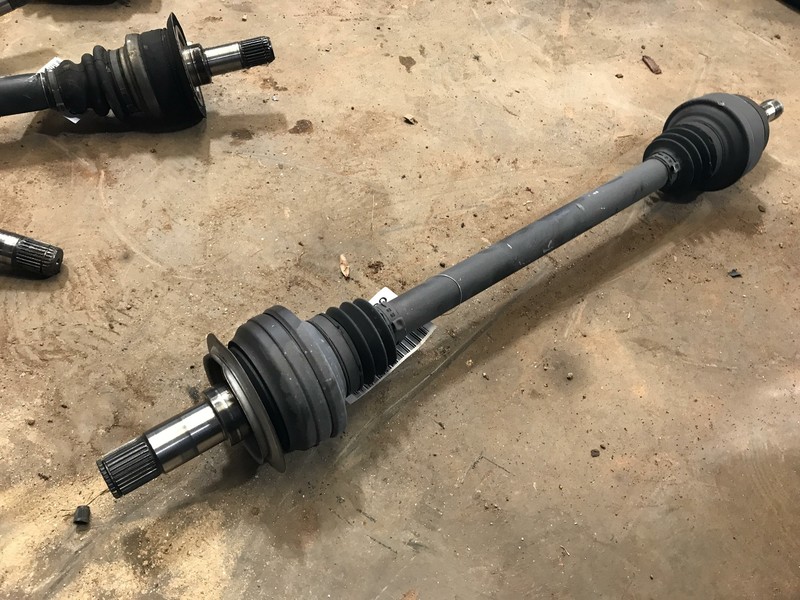 12 13 14 15 16 17 18 MERCEDES BENZ CLS550 S550 REAR AXLE RIGHT PASSENGER SIDE OE