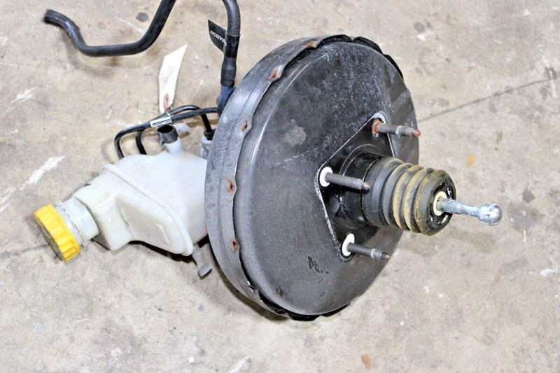 2013-2019 Fiat 500 Power Brake Booster W/ Master Cylinder 04581513AD OEM