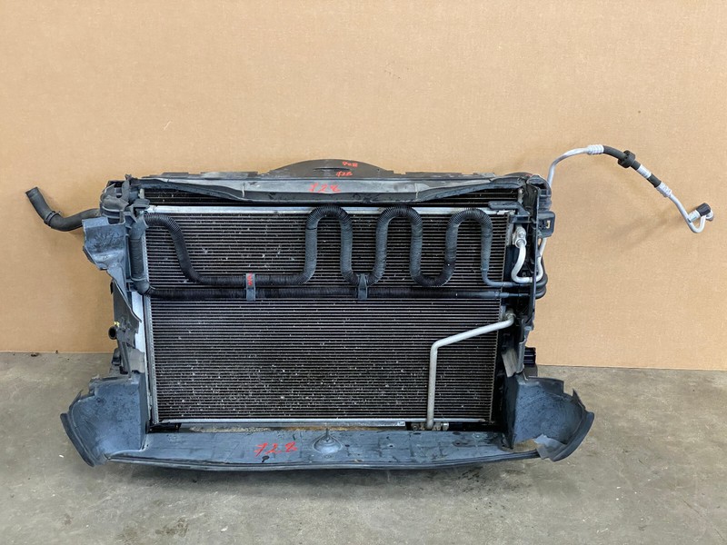 10-13 MERCEDES E350 RADIATOR CONDENSOR COOLING FAN ASSEMBLY OEM LOT728