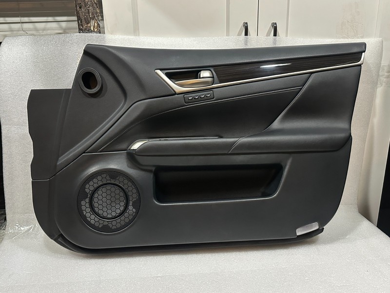 2013-2015 LEXUS GS350 FRONT RIGHT PASSENGER SIDE DOOR PANEL ASSEMBLY OEM #990
