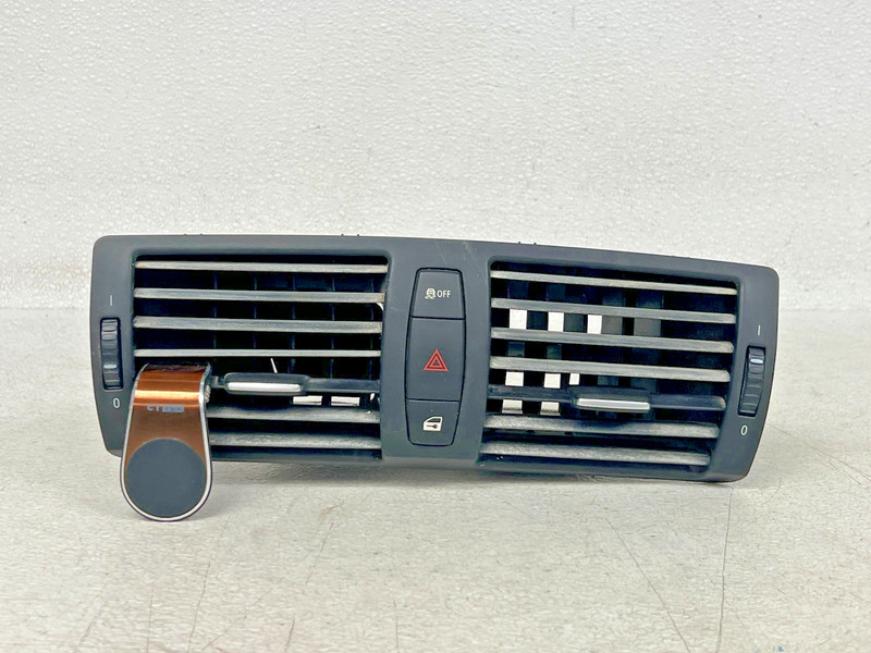 ⭐2008-2013 BMW 3-SERIES AIR GRILLE CENTER DASH VENT HAZARD TRIM ASSY OEM LOT2728