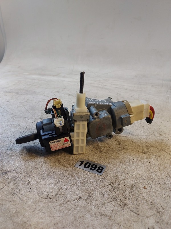 2010-2012 Mazda CX-7 Ignition Switch w/ Immobilizer & Key EH44-66938 OEM