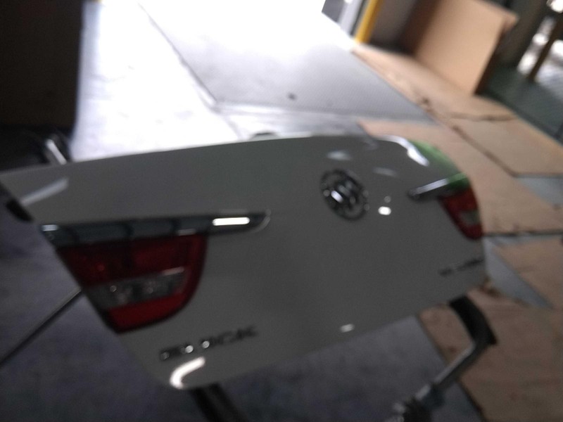 2013 Buick Verano White Deck Lid OEM Used 4DR Sedan 117K Miles