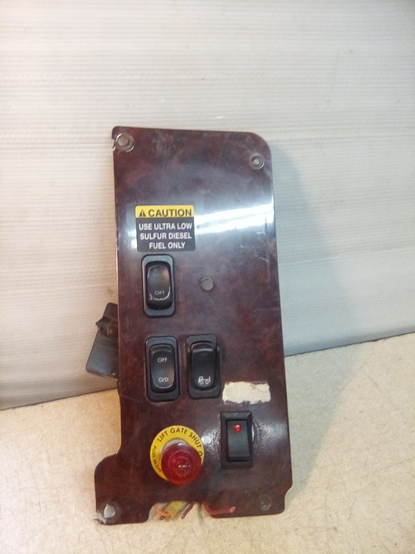 Freightliner M2 22-53167-001 Switch Panel