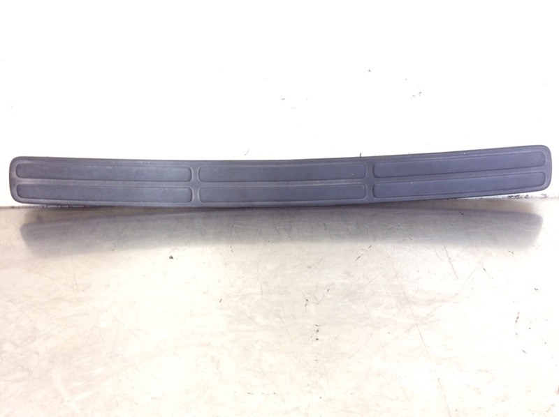 94 95 96 97 Accord 5DR Wagon Rear Bumper Step Molding Plate Garnish Used OEM