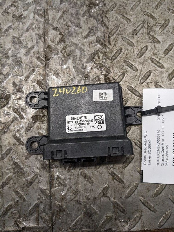 18 - 23 DODGE CHARGER SRT HELLCAT OEM PARK ASSIST NETWORK GATEWAY CONTRO 1181572