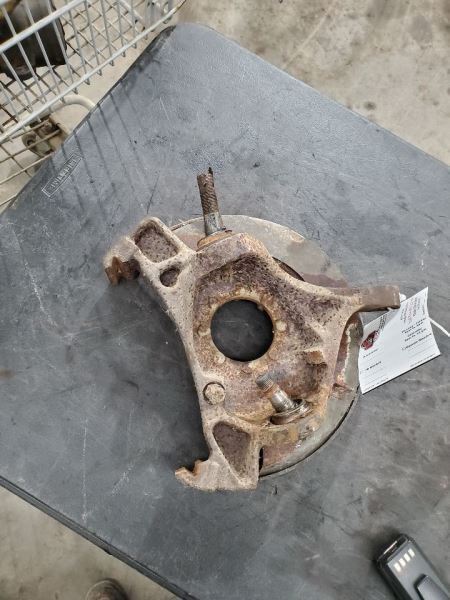 Driver Front Spindle/Knuckle From 8501 GVW Fits 86-97 FORD F250 PICKUP 275661