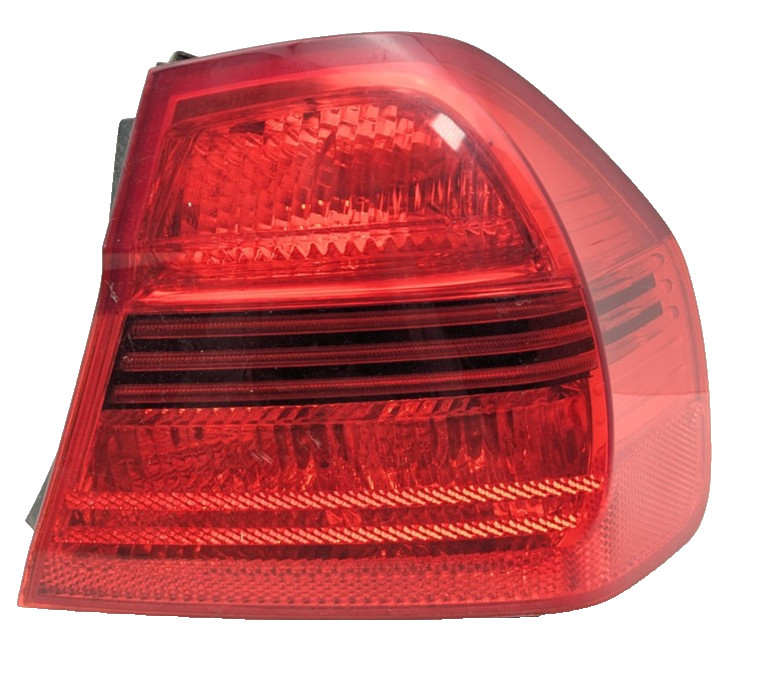 2007-2008 BMW 335xI SEDAN REAR RIGHT PASSENGER SIDE TAIL LIGHT