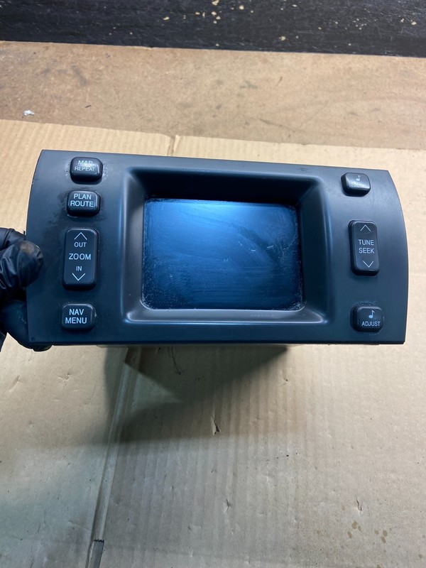 2000 - 2001 Cadillac Deville Radio Information Display Screen OEM Y4406 DG