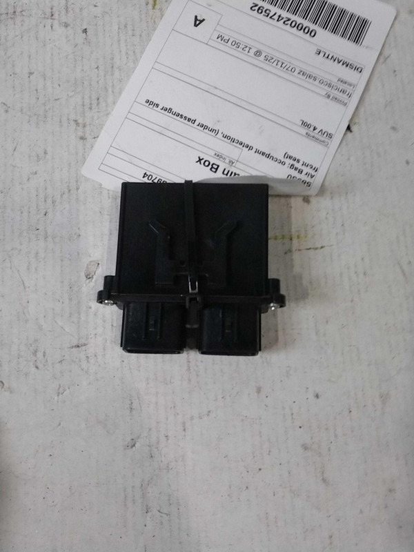 Used Air Bag Module fits: 2007 Toyota Fj cruiser Air Bag occupant detection unde