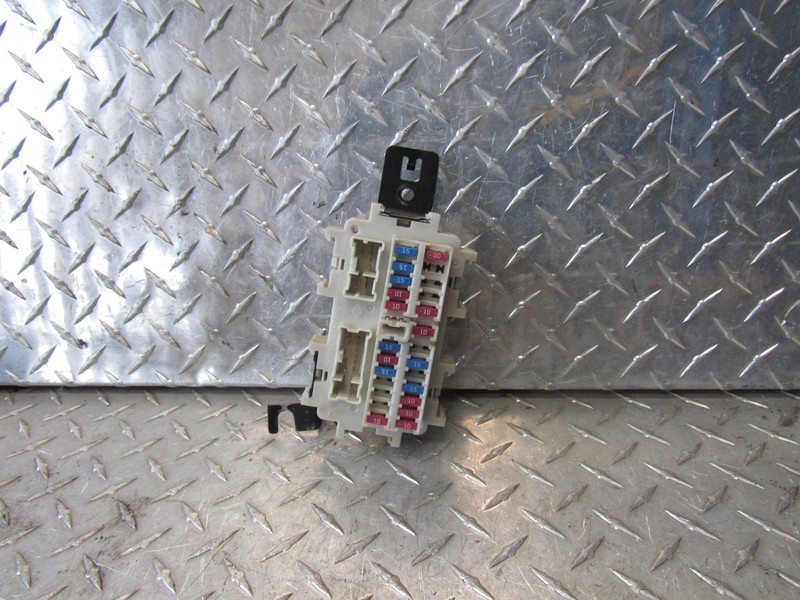 02 03 04 05 06 NISSAN ALTIMA FUSE BOX UNDER HOOD ENGINE FUSEBOX