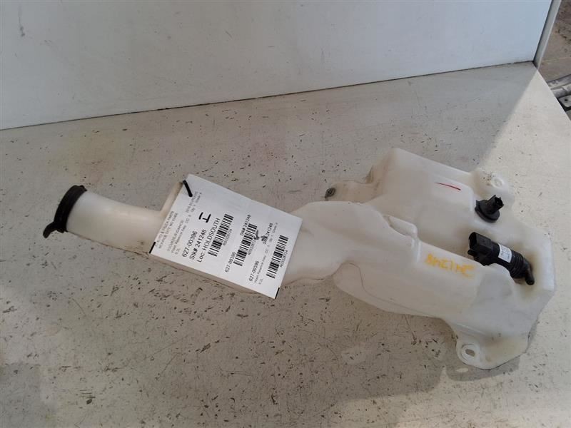 Wash Reservoir Classic Style Fits 15-19 SIERRA 1500 PICKUP 3328724