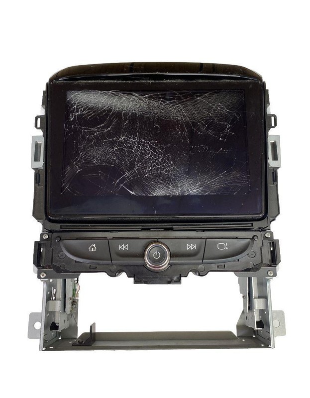 Chevy Traverse radio am fm 20 22 display screen receiver & control OEM 86778044