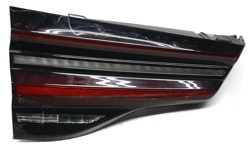 Non-US Market OEM Left Driver Side Tail Lamp For BMW X3 3946305110