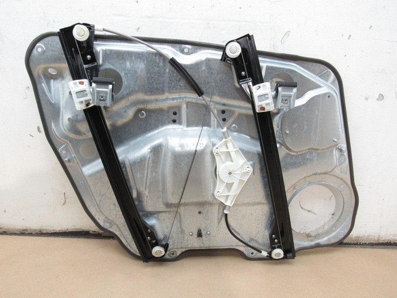 Mercedes R350 W251 2011 Front Right Door Window Regulator Motor 06-13 *