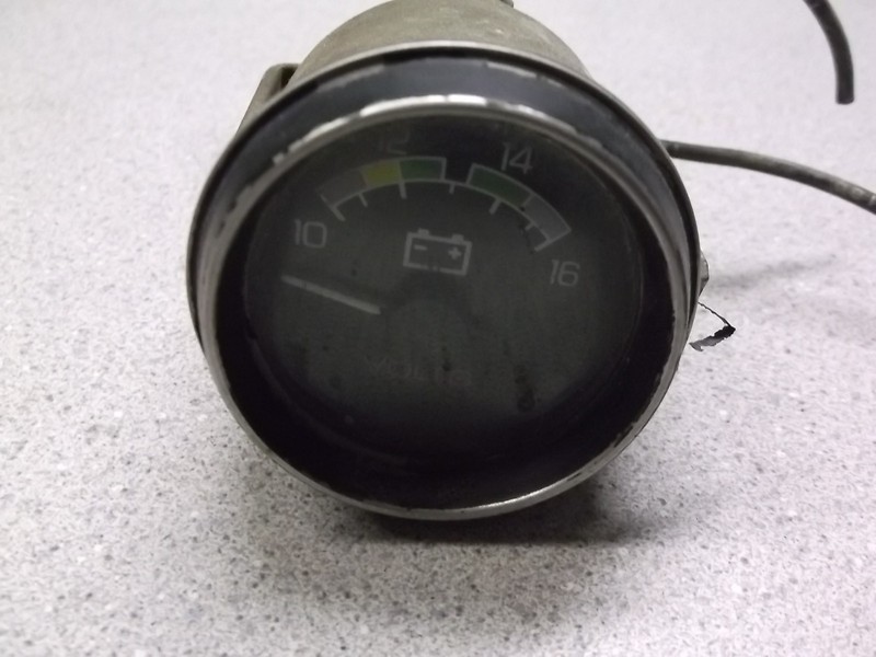 Stewart Warner Battery Volts Voltage Gauge 831461 *FREE SHIPPING*