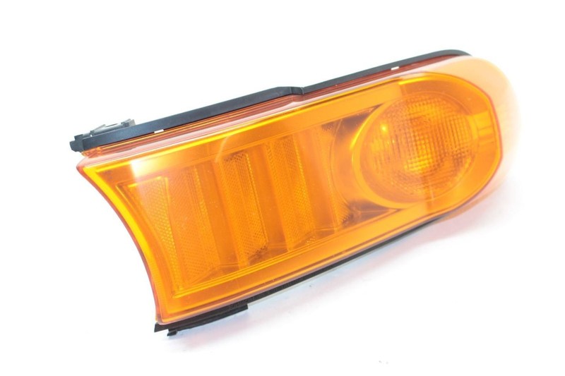 07-11 Toyota FJ Cruiser 4.0L RWD Driver Left Front Turn Signal Light