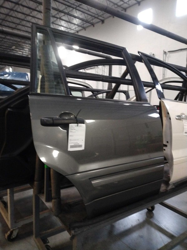 2007 Honda Pilot Rear Right Door Grey Good Condition 424913 140k Miles