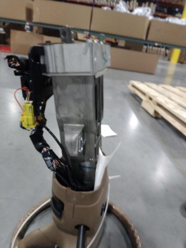 2003 GMC Envoy Steering Column RED OEM 421948 102K Miles SUV Parts