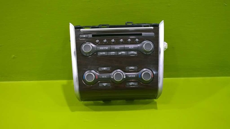 13 14 PATHFINDER SINGLE DISC RADIO AUDIO TEMPERATURE PANEL W/O NAVIGATION 3434-3