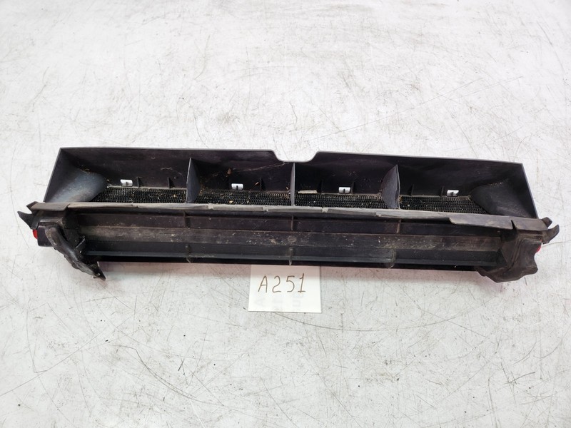 ✅ 07-09 OEM Mercedes W221 S63 Front Center Lower Main Coolant Radiator