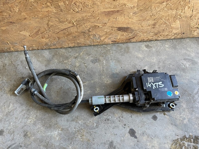 13-16 Cadillac XTS AWD - PARKING BRAKE ACTUATOR MODULE WITH CABLES OEM 23119497
