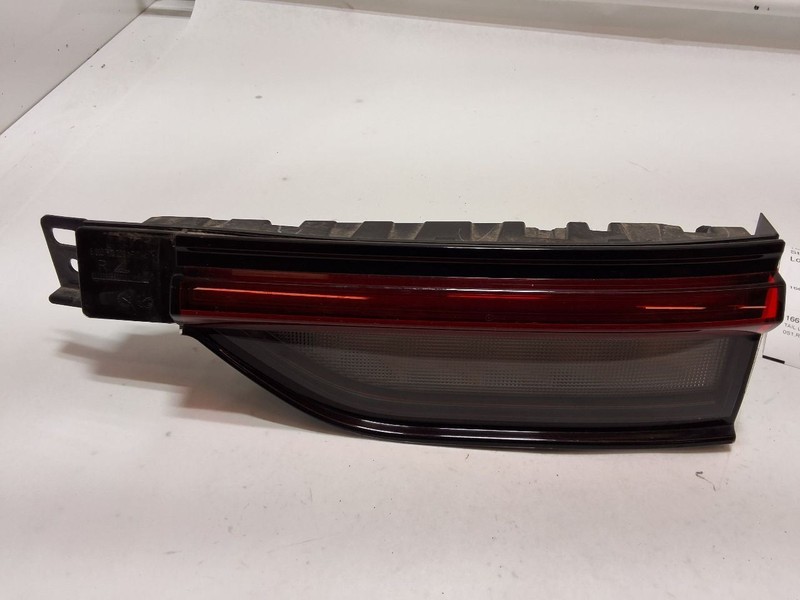 Passenger Tail Light Liftgate Mounted Fits 22-23 GRAND CHEROKEE 3526010
