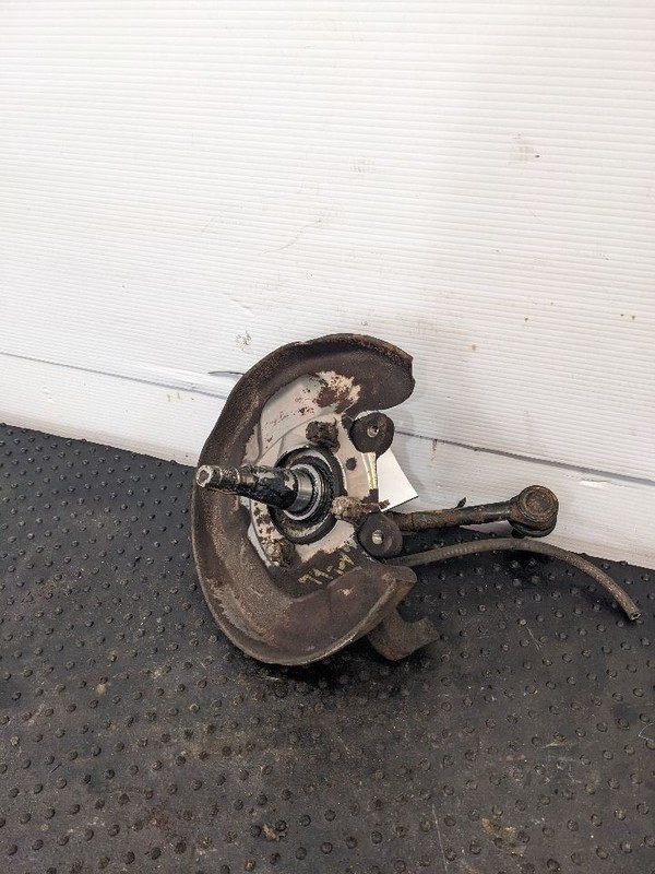 Driver Front Spindle/Knuckle Knuckle 1/2 Ton Fits 75-83 TOYOTA PICKUP 1193580
