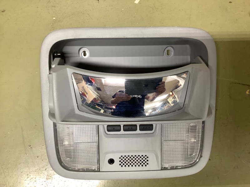 05-10 Odyssey overhead console , Dome map light Gray Used OEM
