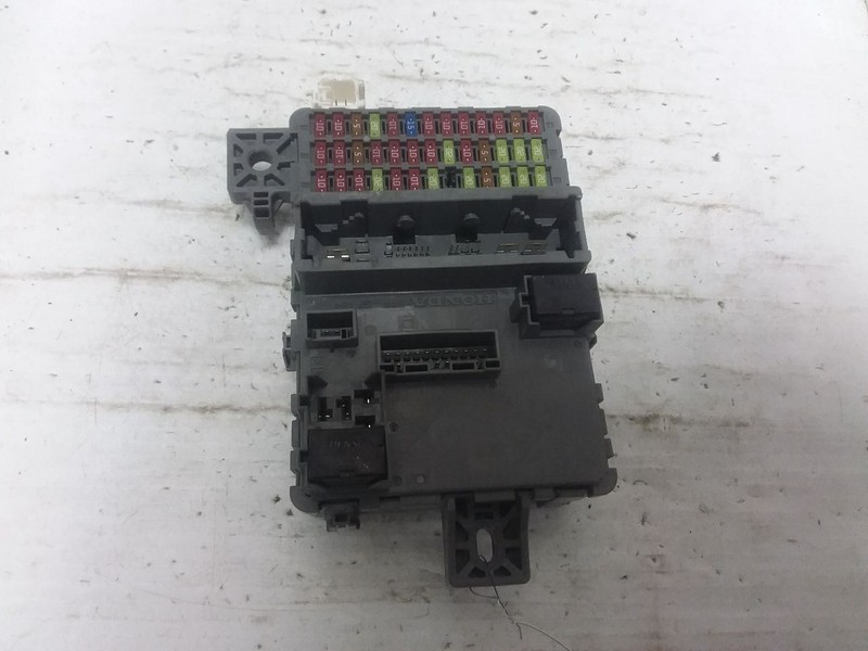 Fuse Junction Box Cabin 2018 Honda Civic 1554250 TEA-A010