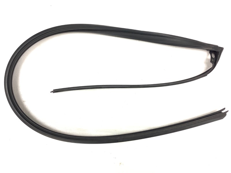 92-95 Civic 4Dr Right Front Door Sub-seal Weatherstrip Top Rubber Seal Gasket