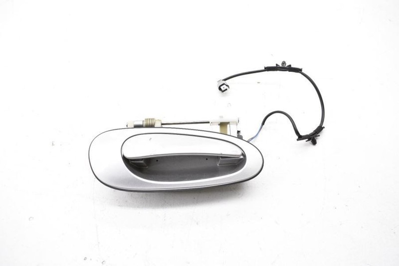 2000-2005 PORSCHE 911 996 PASSENGER OUTSIDE DOOR HANDLE SILVER 996 99653706402