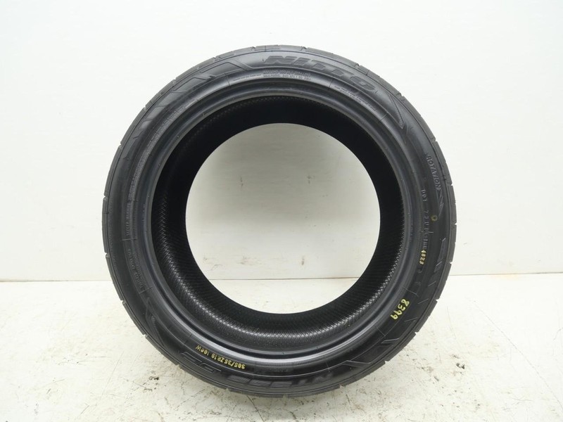 2015-2017 Ford Mustang S550 Tire Nitto NT555 G2 305/35ZR19 8/32NDS Genuine
