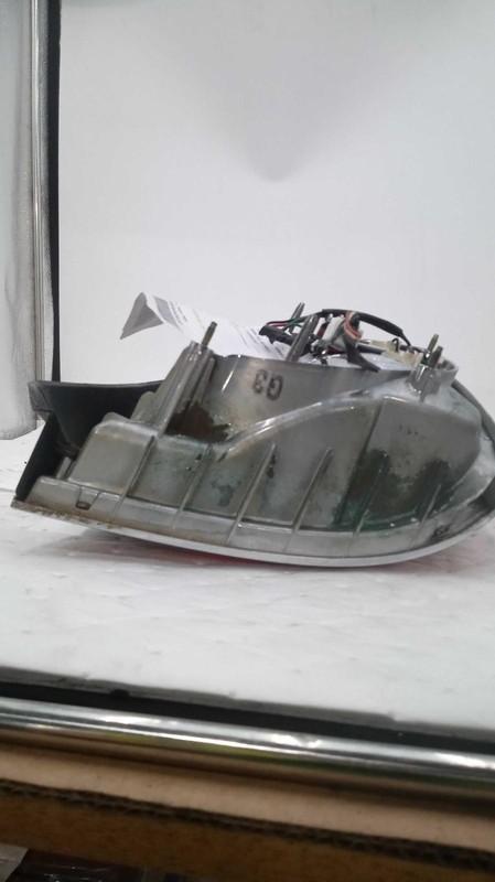 Used Left Tail Light Assembly fits: 2004 Hyundai Xg series quarter panel mounted