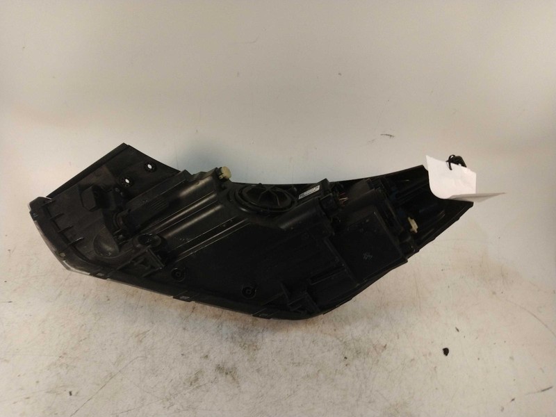 2017 Hyundai Tucson Right Headlight Assembly Black Used 641525 91000 Miles