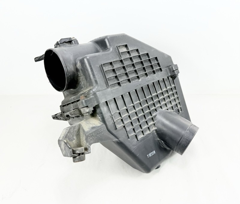 2005-2010 Honda Odyssey 3.5L V6 Air Intake Cleaner Filter Box OEM Housing Lid