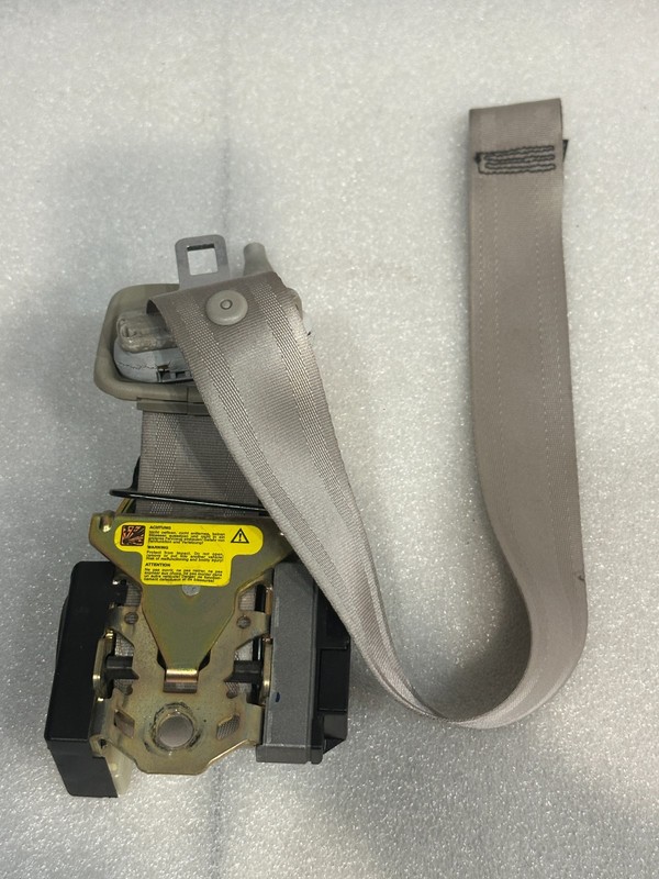 97-03 Jaguar XK8 XKR X100 Front Right Passenger Side Seat Belt Retractor Oem