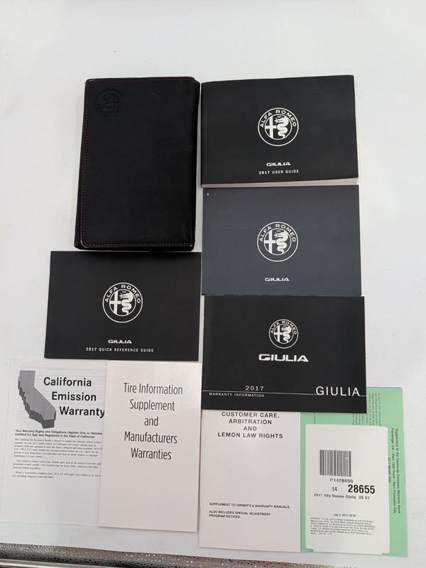 2017 Alfa Romeo Giulia Owner's Manual With Case Complete Factory Set