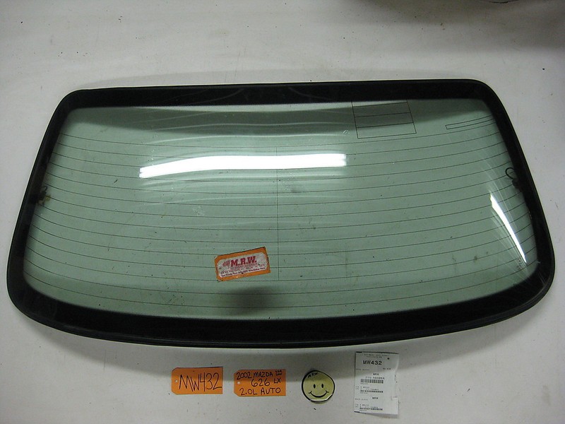 BACK WINDOW GLASS REAR USED CAR ES HEAT PART fits 00 01 02 MAZDA 626 DX LX