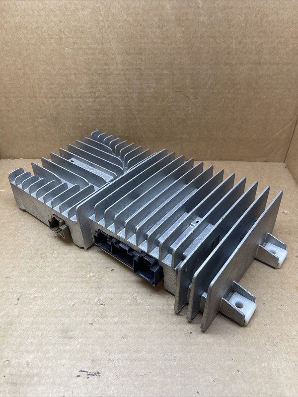2007-2010 CADILLAC ESCALADE Bose Audio Radio Amp Amplifier 15864110