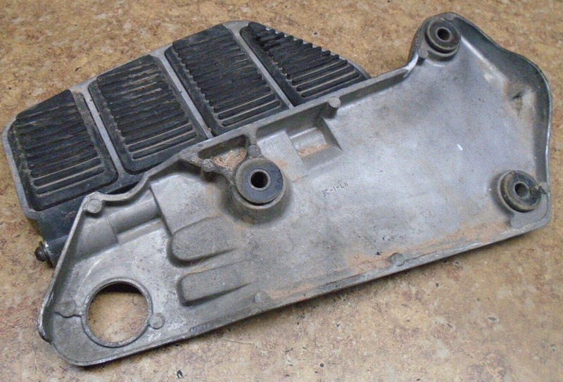 1987 Yamaha Venture XVZ1300 XVZ 1300 Left Rear Back Passenger Foot Peg Pedal 87