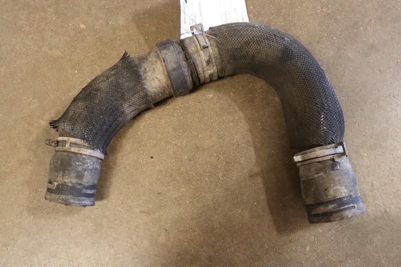 2013-2018 DODGE RAM 3500 6.7L DIESEL LOWER RADIATOR COOLANT HOSE PIPE TUBE OEM