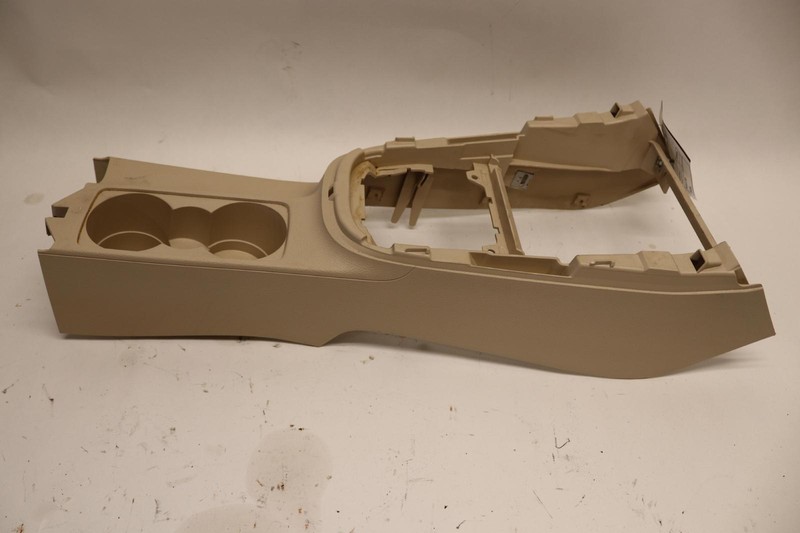 2010-2014 VW VOLKSWAGEN JETTA WAGON FLOOR CENTER CONSOLE STORAGE FRAME OEM