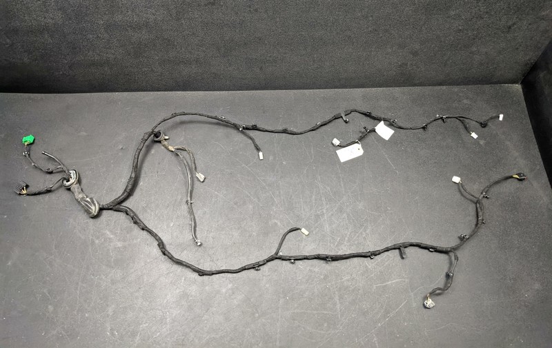 Rear Tailgate Wiring Harness 2017 Jeep Cherokee 68272802AC 2018