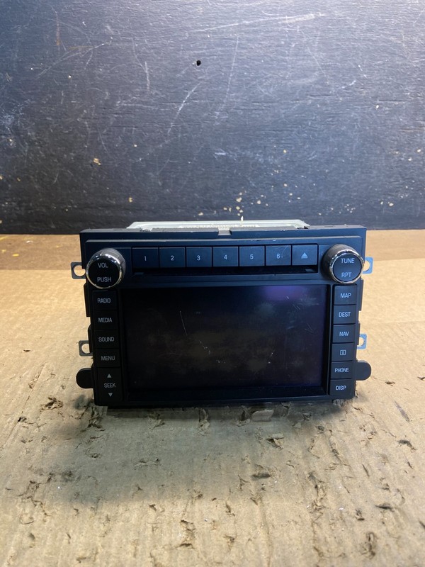 2010 - 2013 Ford Edge AM FM Radio Stereo Screen Display CD Player Oem y7530DG