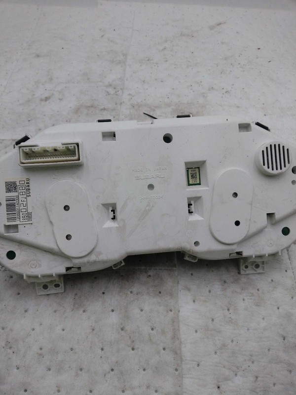 2013 Subaru Impreza Speedometer Gauge Maroon OEM 85002FJ880 121K Miles