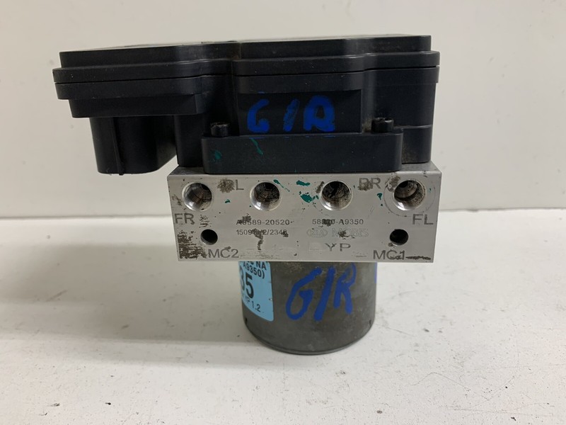 2015-2018 Kia Sedona ABS Anti Lock Brake Pump Actuator & Modulator 58920-a9350
