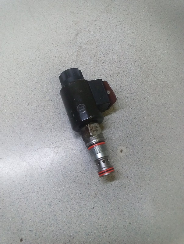 Sun Hydraulics Solenoid Valve Coil (770-224) & Sun 1GS1 Cartridge Valve