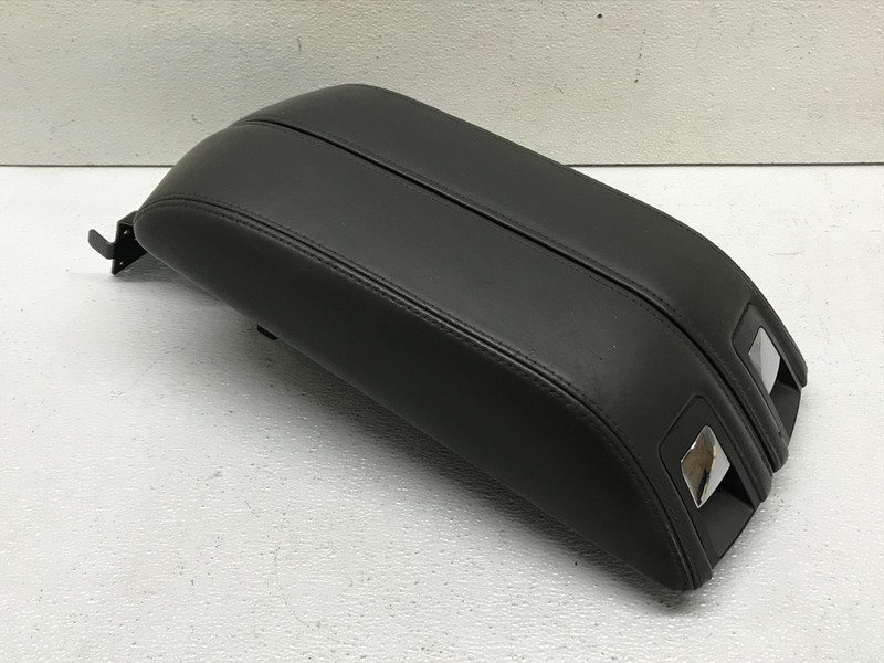 2010-2019 Lincoln MKT Center Console Lid Armrest Top Leather Black Cover OEM